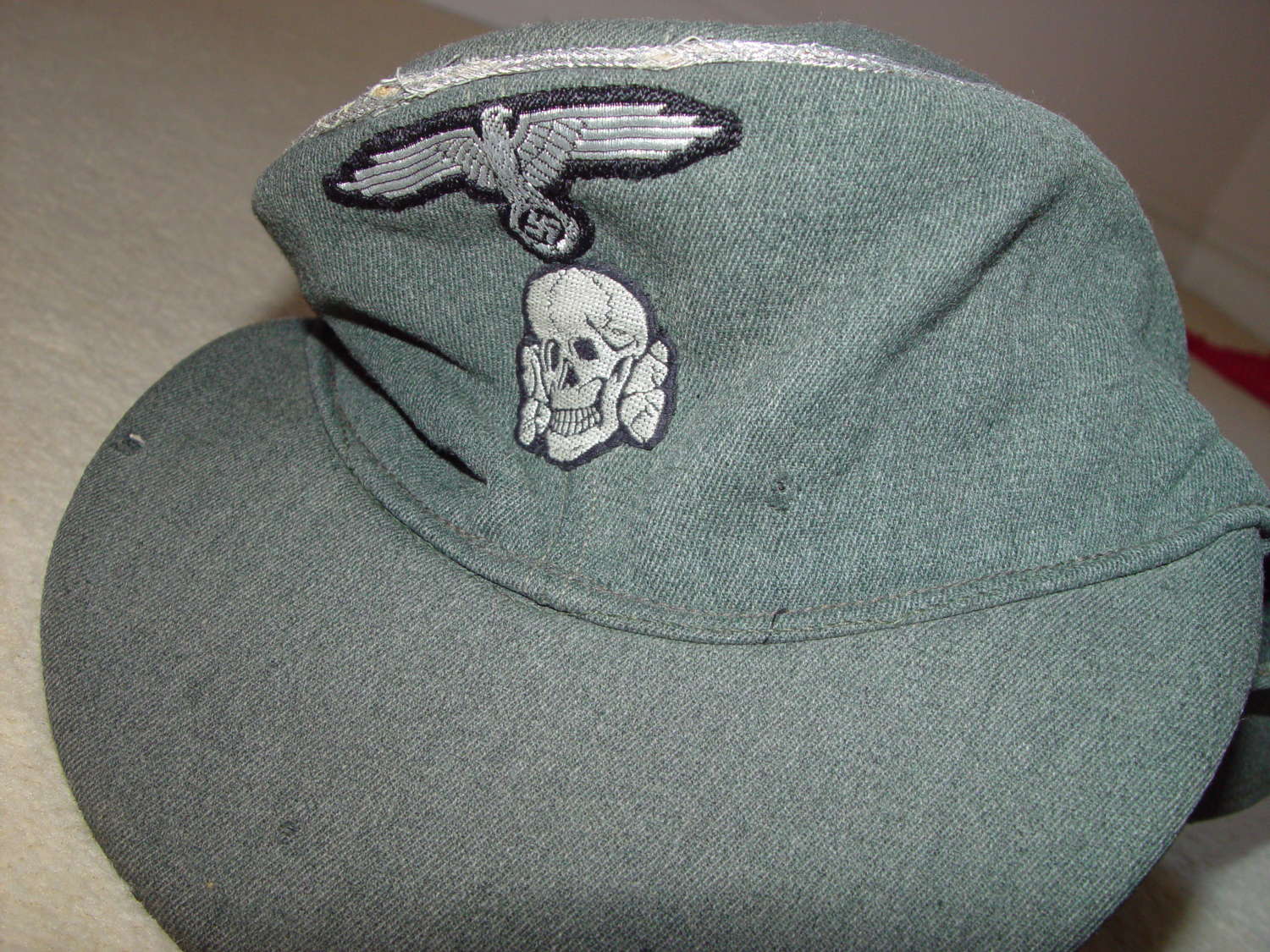 Gabardine SS officer's M43 cap 