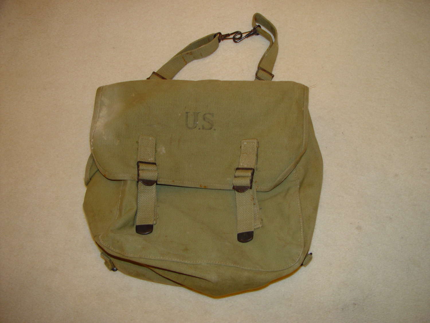 US Army musette bag