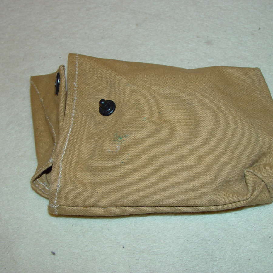 Rigger made grenade pouch for airborne troops