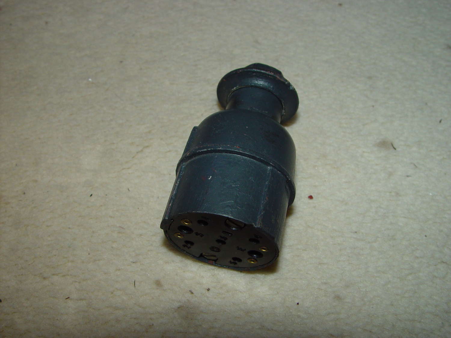 A Wehrmacht radio power supply connector for Torn.E.b, Torn.Fu.b1 etc.