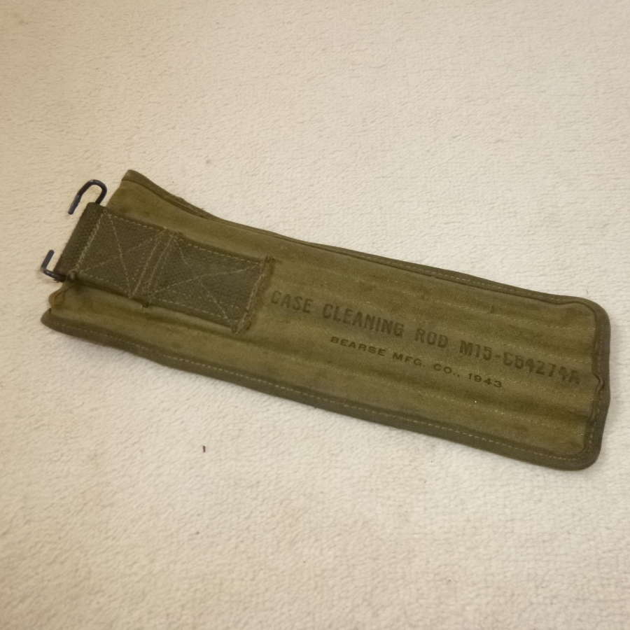 US Army cleaning rod case M15 with content
