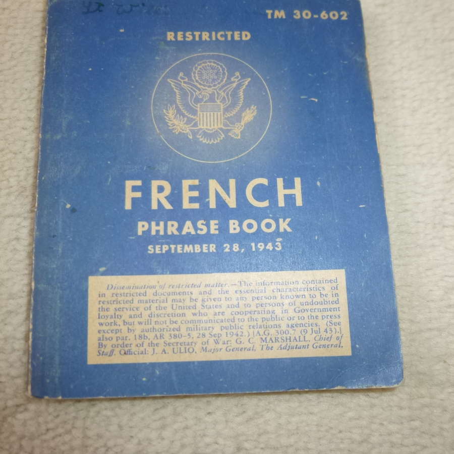 US Army TM30-602 French Phrase book Manual