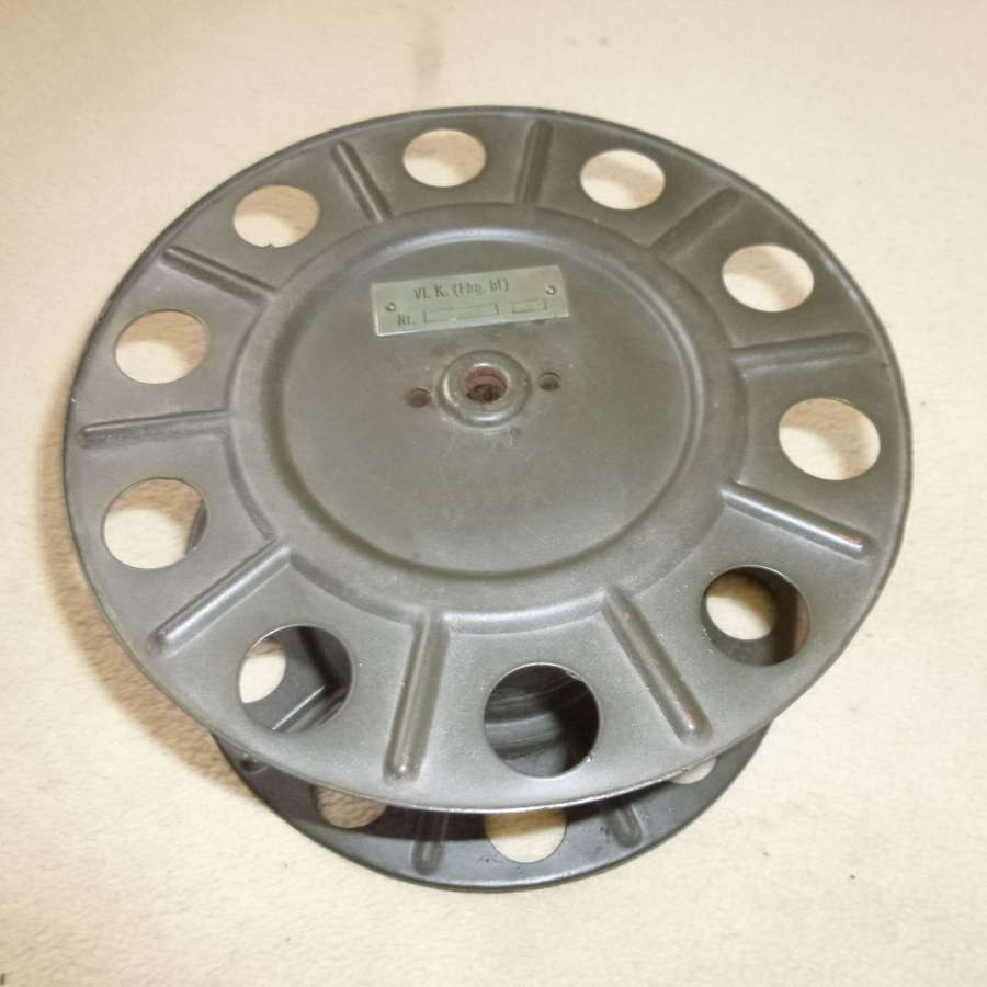Wehrmacht cable reel for "V.K.(Fbg.bf) radio remote control